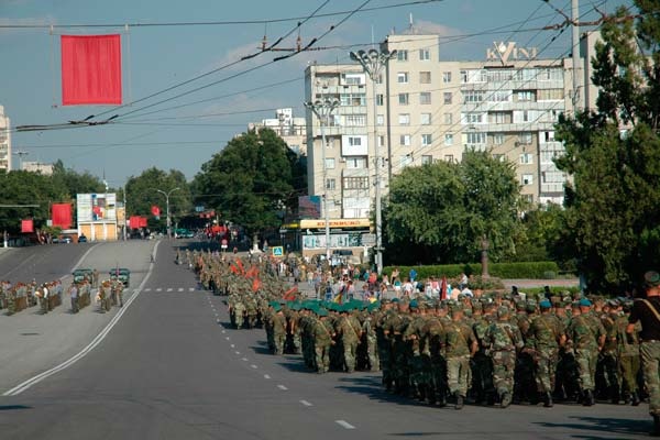 Молдавия потребовала вывод русских миротворцев из Приднестровья